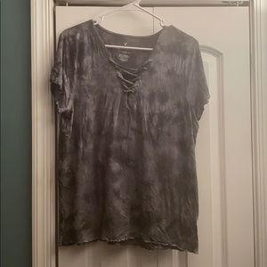 Soft and sexy AE shirt